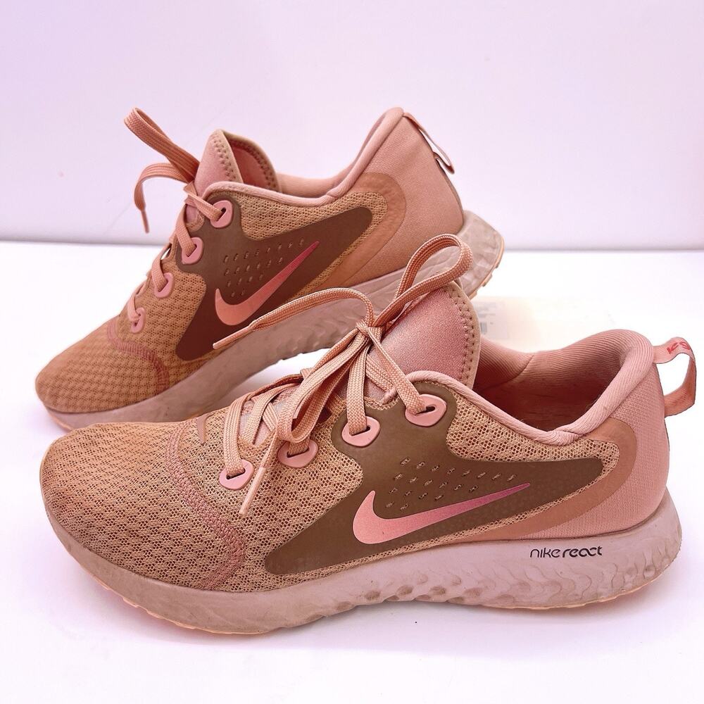 Nike 2018 Legend React Women' Size 10 Pink Running Shoes Sneakers AA1626-602 - Picture 3 of 9